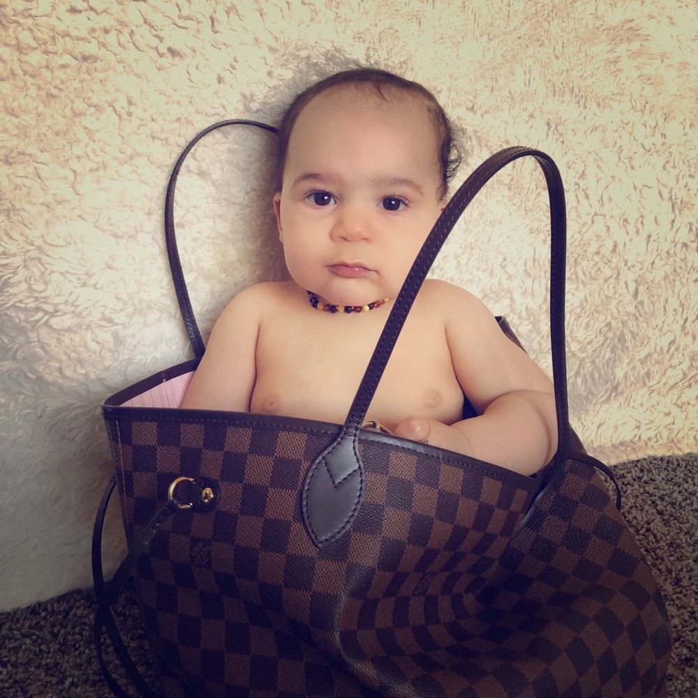Baby in LV